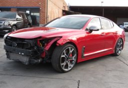 2018 Kia Stinger - Image 2