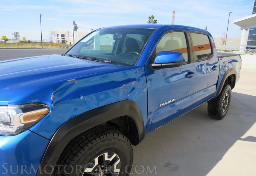 2016 Toyota Tacoma - Image 16
