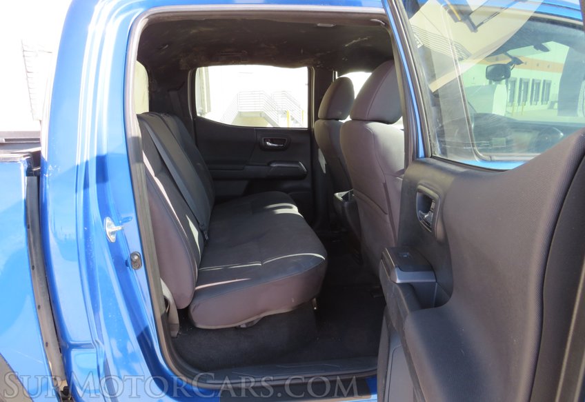 2016 Toyota Tacoma - Image 31