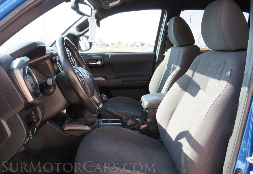 2016 Toyota Tacoma - Image 30