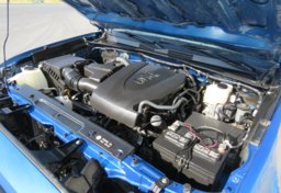 2016 Toyota Tacoma - Image 53