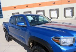 2016 Toyota Tacoma - Image 14