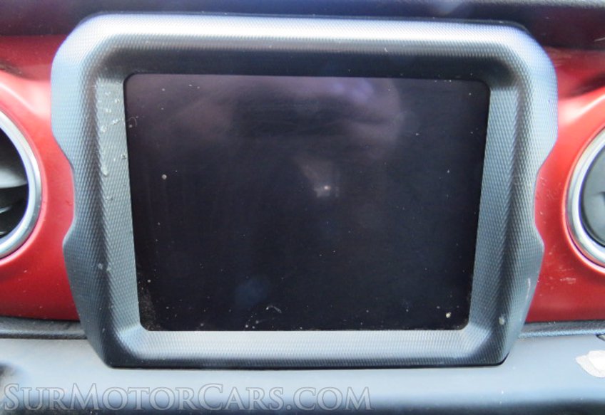 2018 Jeep Wrangler Unlimited - Image 35