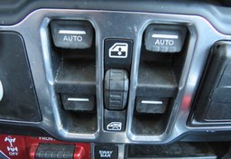 2018 Jeep Wrangler Unlimited - Image 37