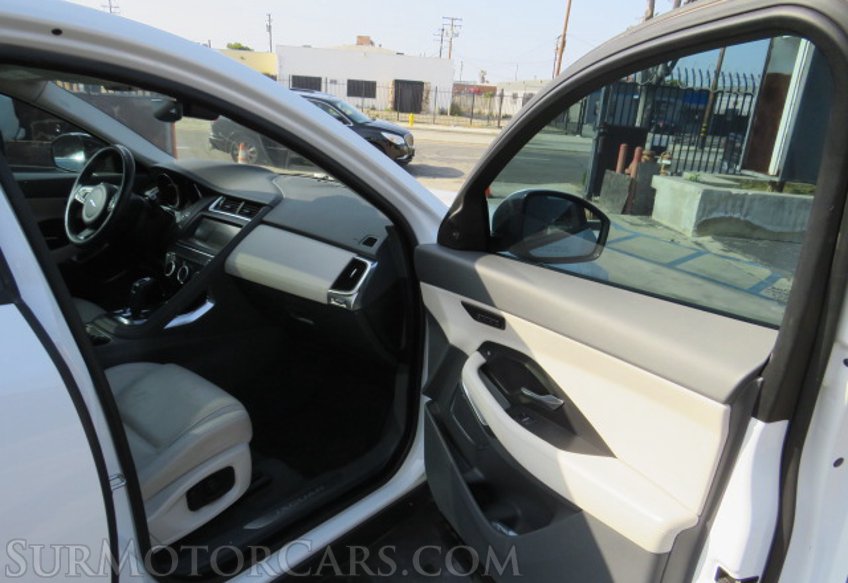 2018 Jaguar E-PACE - Image 23