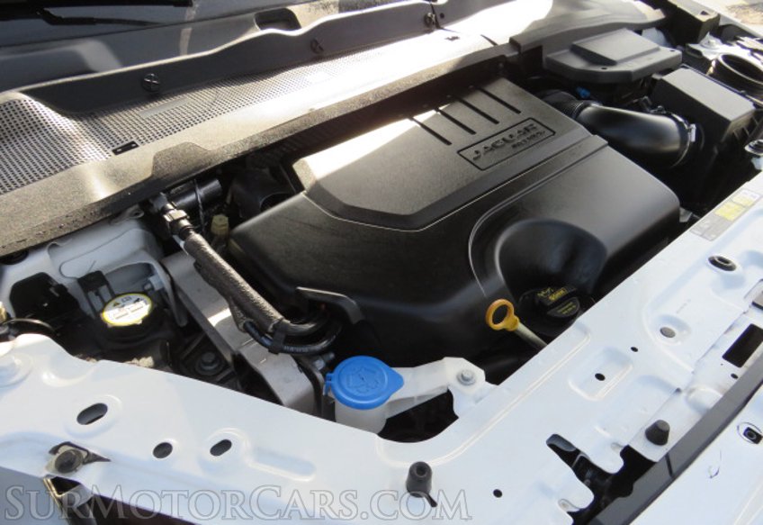 2018 Jaguar E-PACE - Image 58