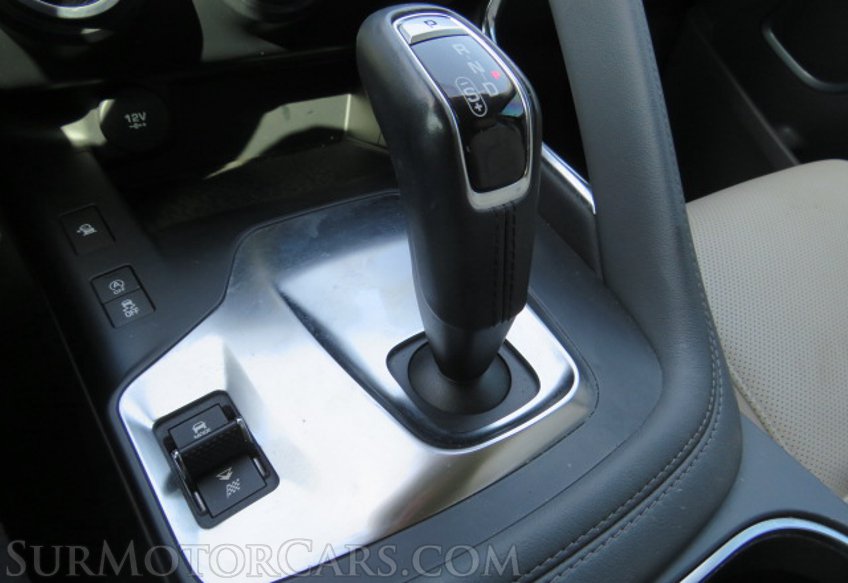 2018 Jaguar E-PACE - Image 38