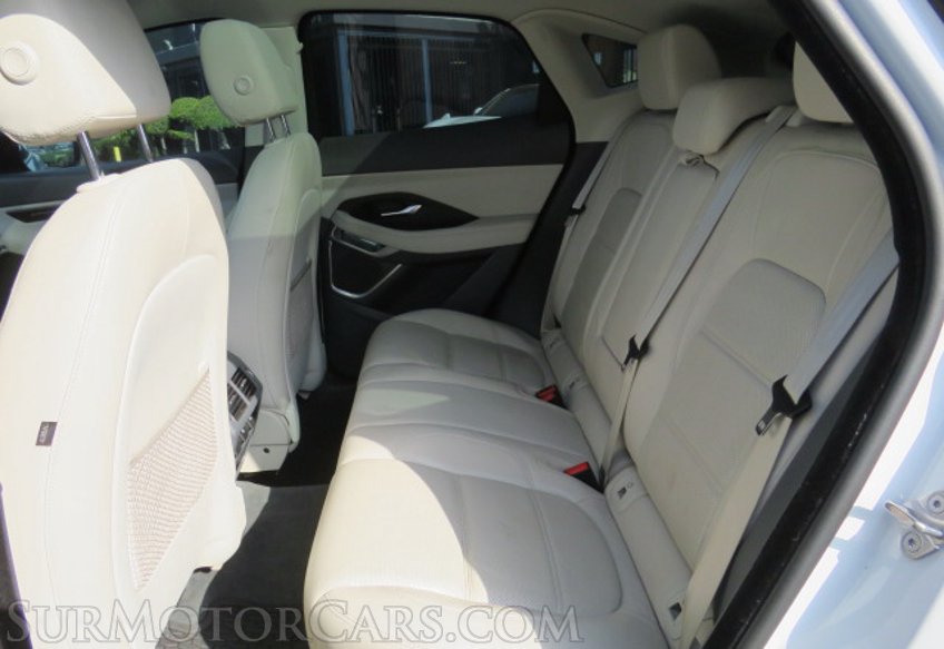 2018 Jaguar E-PACE - Image 32