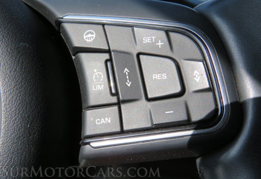 2018 Jaguar E-PACE - Image 48