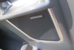 2018 Jaguar E-PACE - Image 54