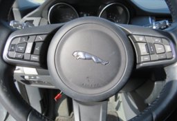 2018 Jaguar E-PACE - Image 49