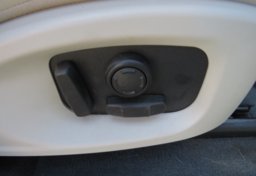 2018 Jaguar E-PACE - Image 39