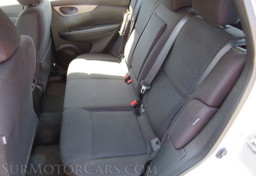 2021 Nissan Rogue Sport - Image 32