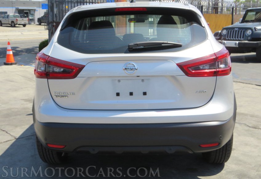 2021 Nissan Rogue Sport - Image 12