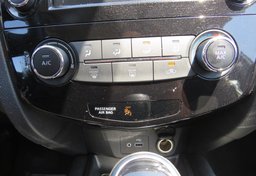 2021 Nissan Rogue Sport - Image 40