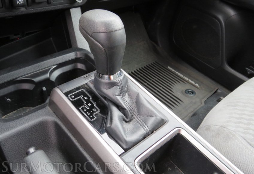 2020 Toyota Tacoma - Image 41