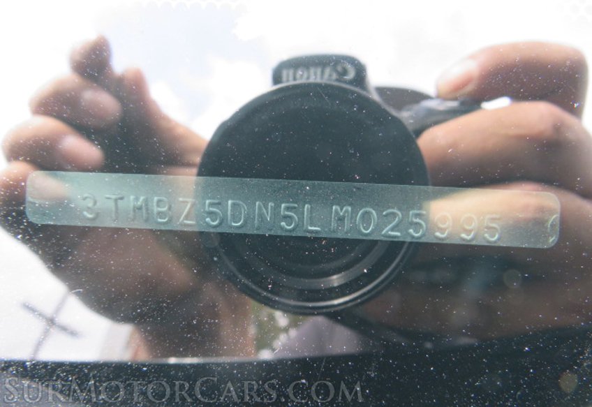 2020 Toyota Tacoma - Image 44