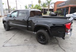 2020 Toyota Tacoma - Image 5