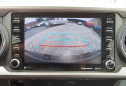 2020 Toyota Tacoma - Image 40