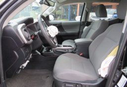 2020 Toyota Tacoma - Image 22