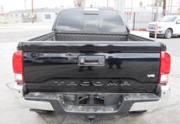 2020 Toyota Tacoma - Image 10