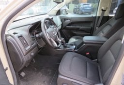 2022 GMC Canyon - Image 23