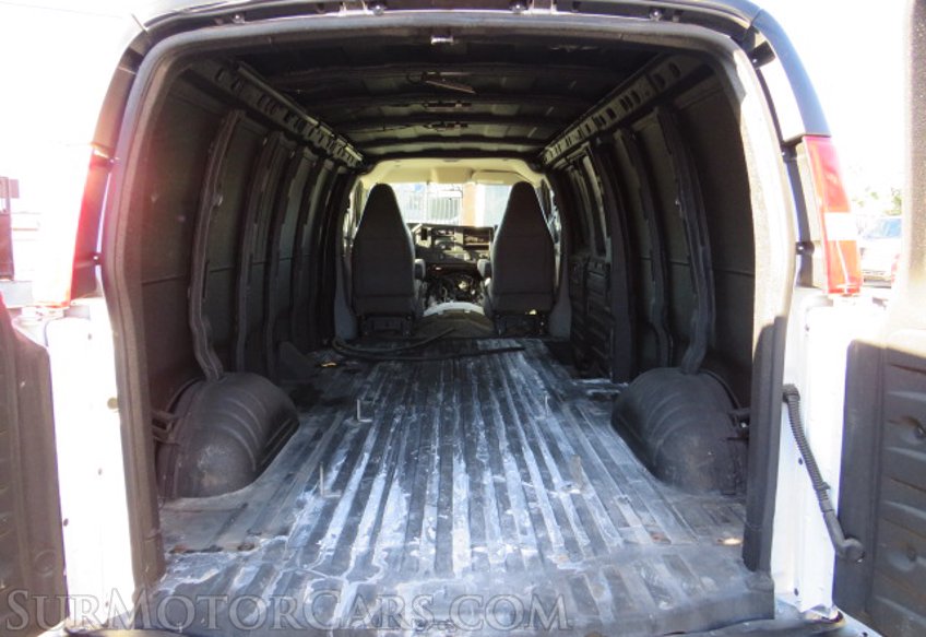 2020 Chevrolet Express Cargo Van - Image 25