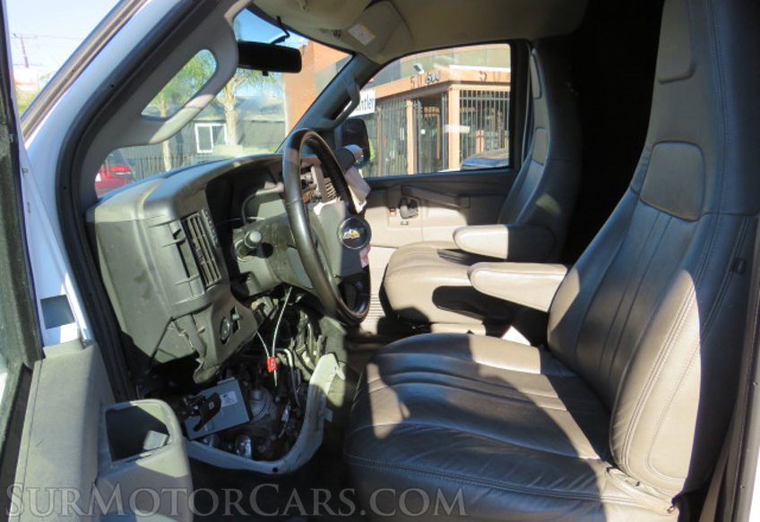 2020 Chevrolet Express Cargo Van - Image 18