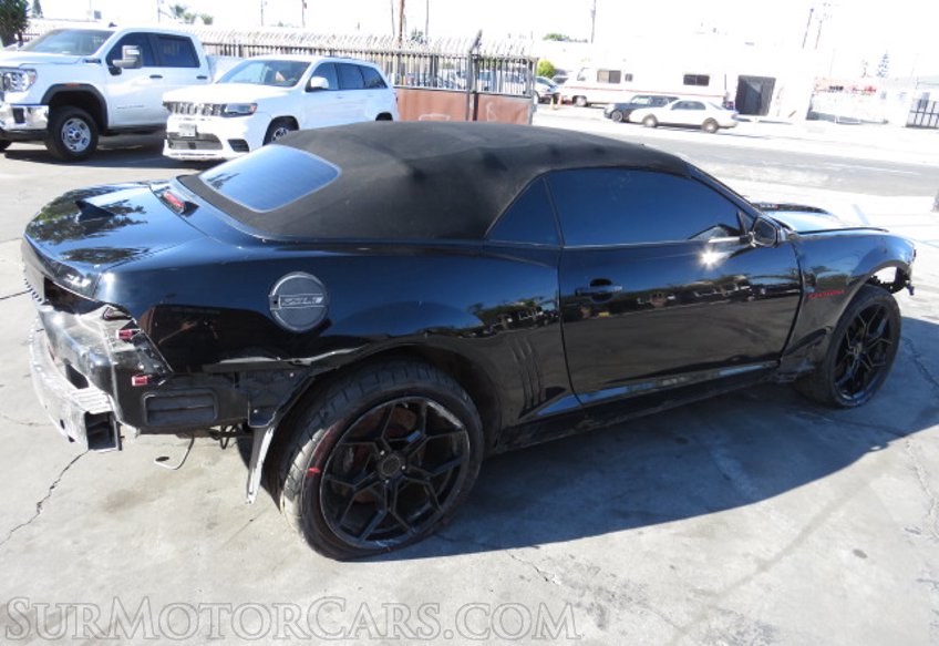 2013 Chevrolet Camaro - Image 9