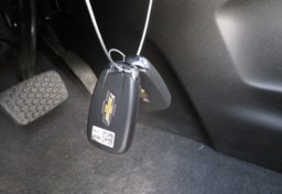 2020 Chevrolet Equinox - Image 41