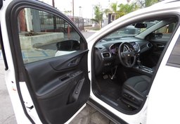 2020 Chevrolet Equinox - Image 35