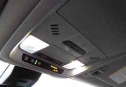 2020 Chevrolet Equinox - Image 24