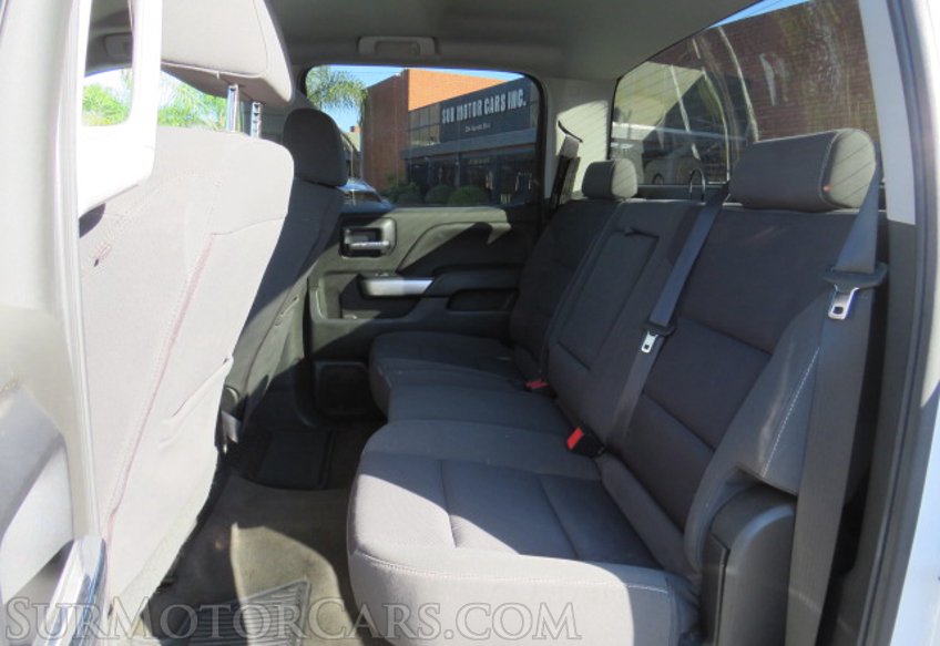 2018 Chevrolet Silverado 1500 - Image 33