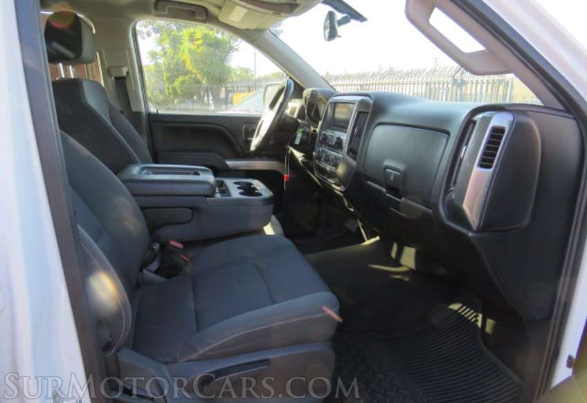 2018 Chevrolet Silverado 1500 - Image 32