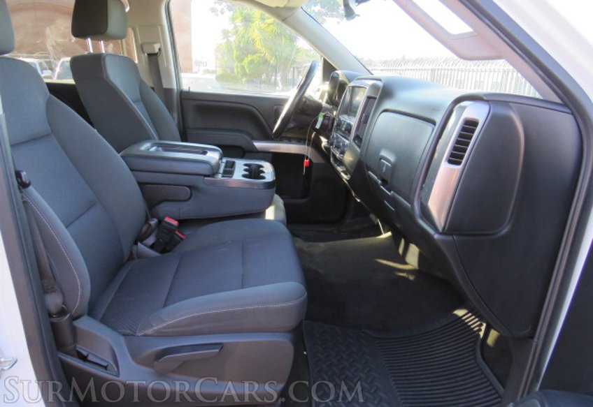 2018 Chevrolet Silverado 1500 - Image 30