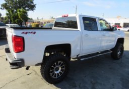 2018 Chevrolet Silverado 1500 - Image 7