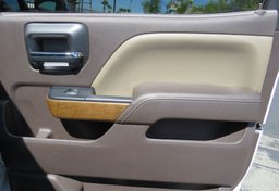 2017 Chevrolet Silverado 1500 - Image 33