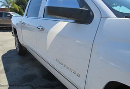 2017 Chevrolet Silverado 1500 - Image 19