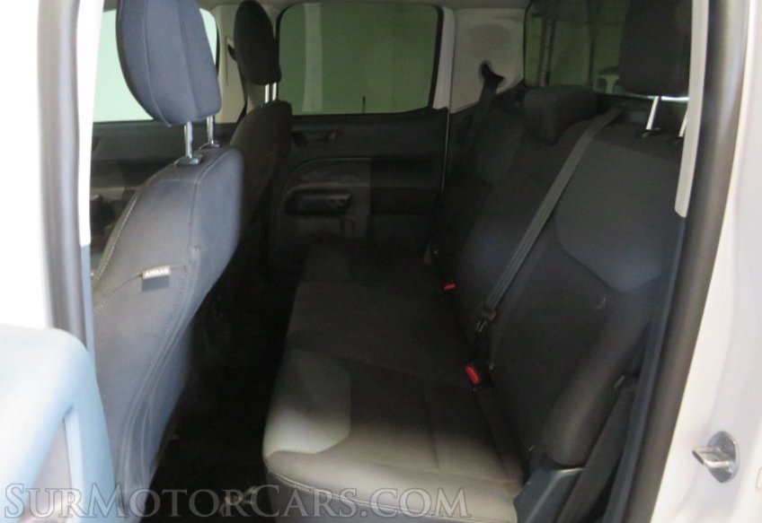 2022 Ford Maverick - Image 27