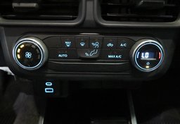 2022 Ford Maverick - Image 42