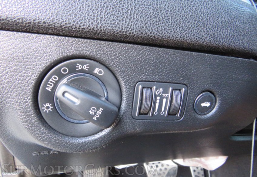 2020 Chrysler 300 - Image 50