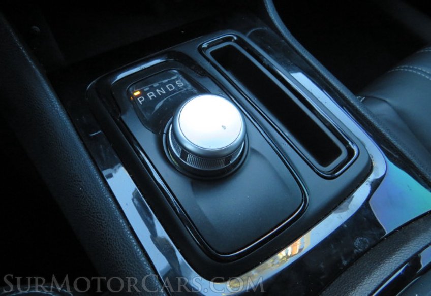 2020 Chrysler 300 - Image 49