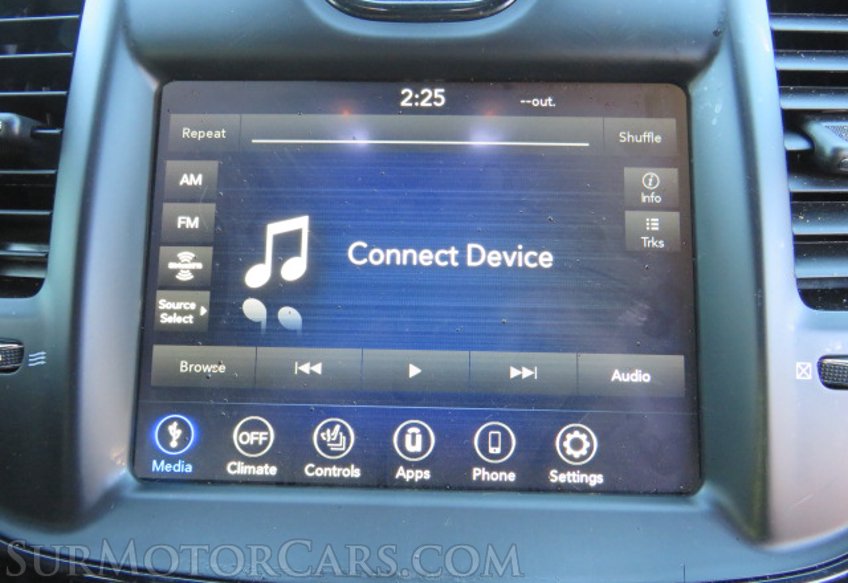 2020 Chrysler 300 - Image 36