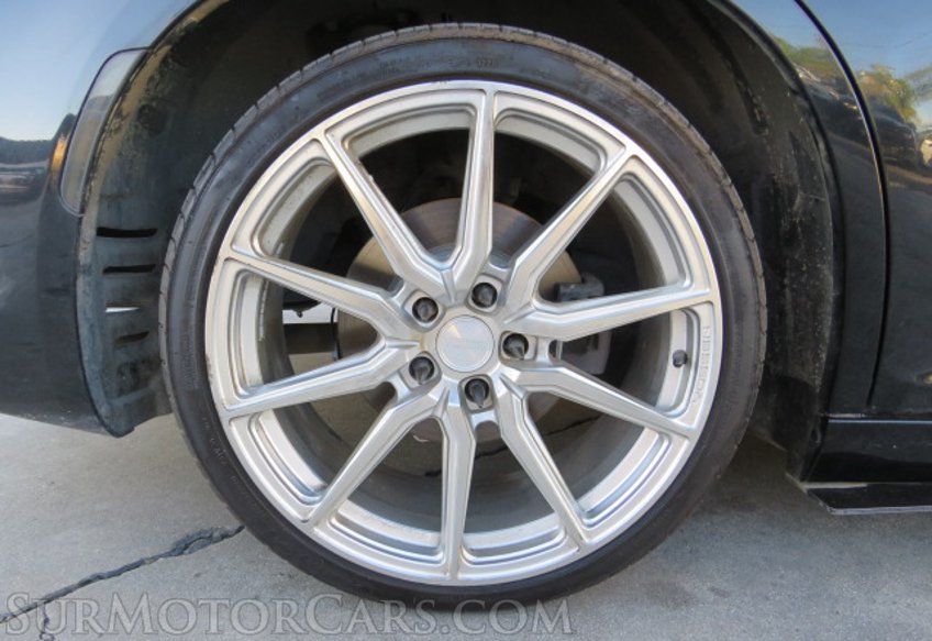 2020 Chrysler 300 - Image 19