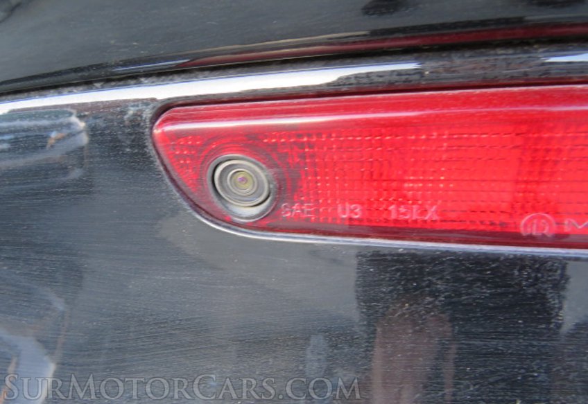 2020 Chrysler 300 - Image 13