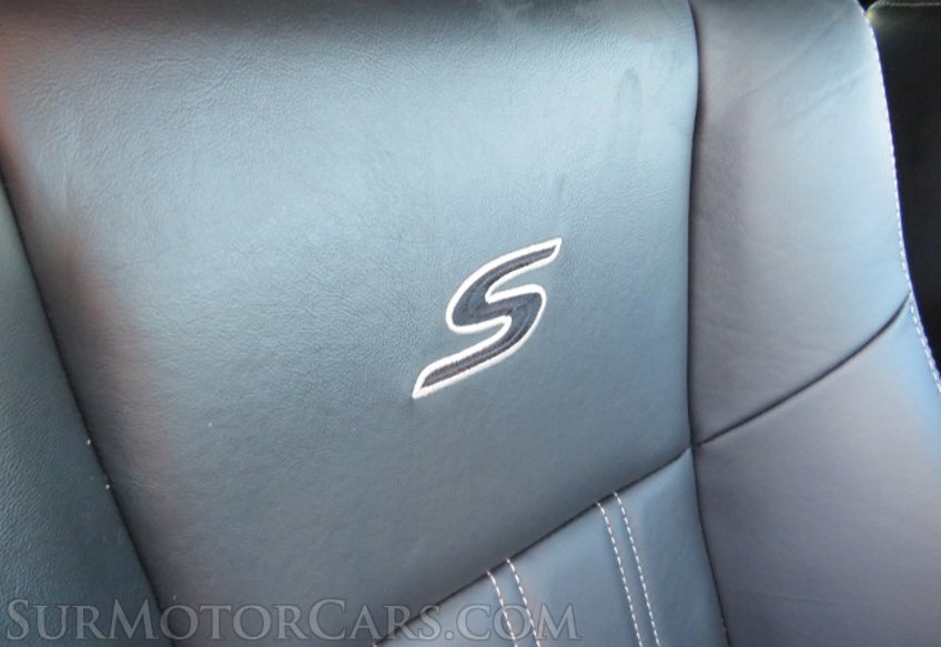 2020 Chrysler 300 - Image 52