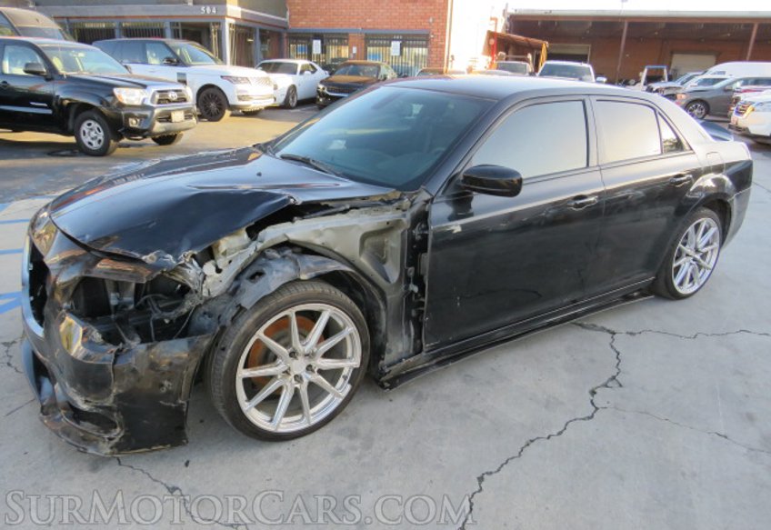 2020 Chrysler 300 - Image 2