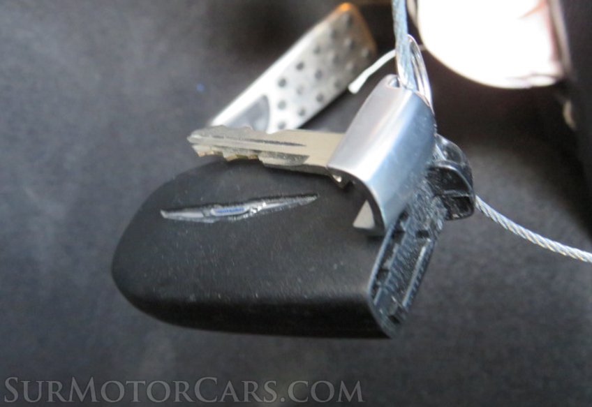 2020 Chrysler 300 - Image 38