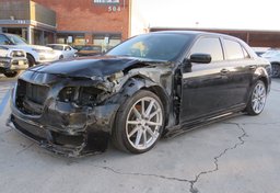 2020 Chrysler 300 - Image 4