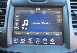 2020 Chrysler 300 - Image 36